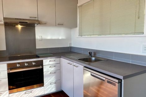 Photo of property in 3/165 Hinemoa Street, Birkenhead, Auckland, 0626