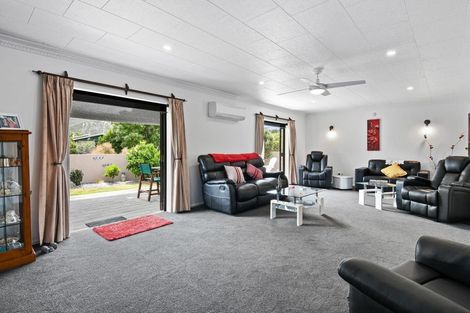 Photo of property in 17 Lord Auckland Road, Wakefield, 7025