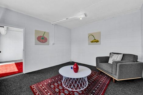 Photo of property in 27b Port View Crescent, Moturoa, New Plymouth, 4310