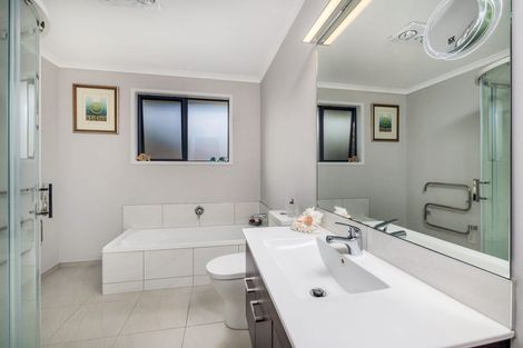 Photo of property in 5 Kilountain Place, Kerikeri, 0230