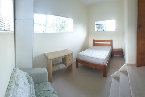 Photo of property in 29 Athena Drive, Totara Vale, Auckland, 0629