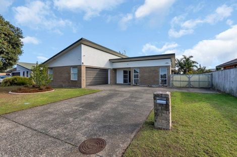 Photo of property in 356 One Tree Point Road, One Tree Point, 0118