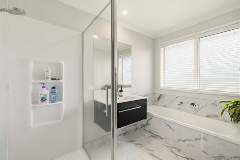 Photo of property in 3 Furlong Road, Papamoa, 3118