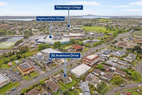 Photo of property in 32 Aviemore Drive, Highland Park, Auckland, 2010