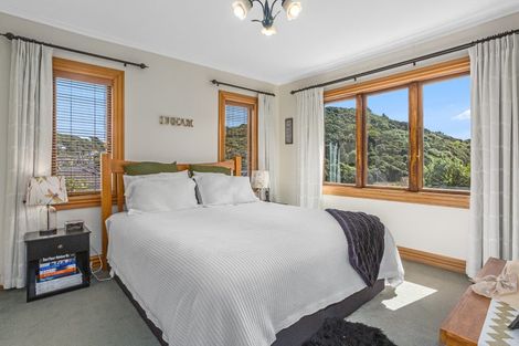 Photo of property in 28 Observatory Close, Whitby, Porirua, 5024