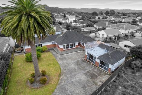 Photo of property in 21 Hall Grove, Ebdentown, Upper Hutt, 5018