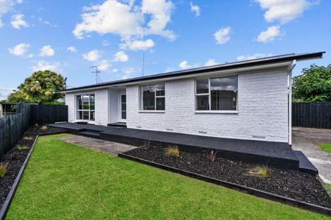 Photo of property in 16 Rhonda Avenue, Deanwell, Hamilton, 3206