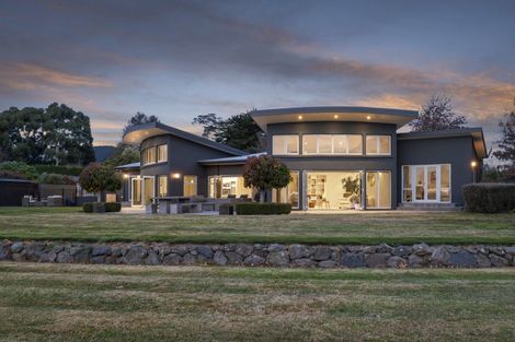 Photo of property in 768 Christchurch Akaroa Road, Tai Tapu, Christchurch, 7672