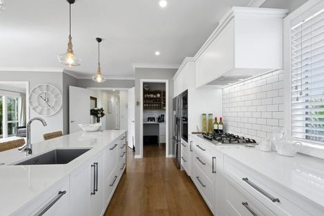 Photo of property in 18 Wills Road, Bell Block, New Plymouth, 4312