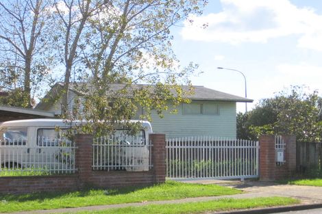 Photo of property in 3 Othello Drive, Clover Park, Auckland, 2023