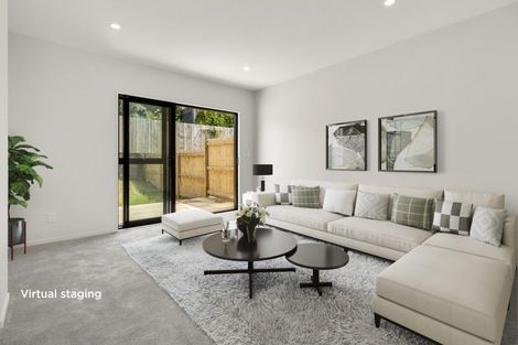 Photo of property in 15 Paina Crescent, Massey, Auckland, 0614