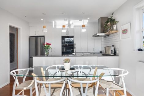 Photo of property in 29 Aurea Avenue, Pakuranga, Auckland, 2010