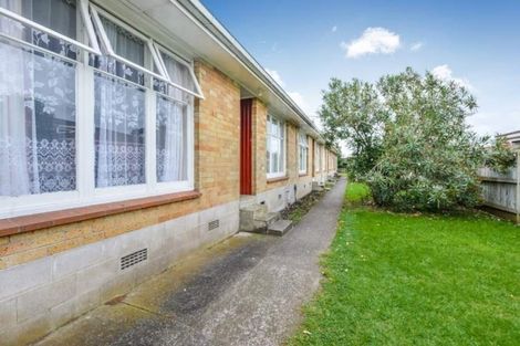 Photo of property in 2/25 Hamlin Road, Mount Wellington, Auckland, 1060