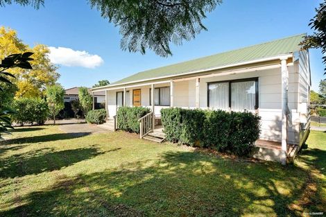 Photo of property in 10 Seaward Place, Wattle Downs, Auckland, 2103