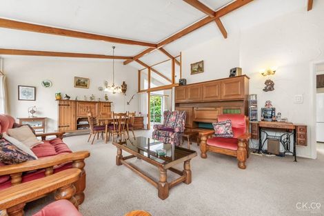 Photo of property in 42 Norana Road, Maoribank, Upper Hutt, 5018