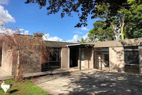 Photo of property in 56 Henwood Road, Taupaki, Henderson, 0782