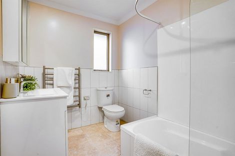 Photo of property in 98 Elizabeth Street, Riccarton, Christchurch, 8041