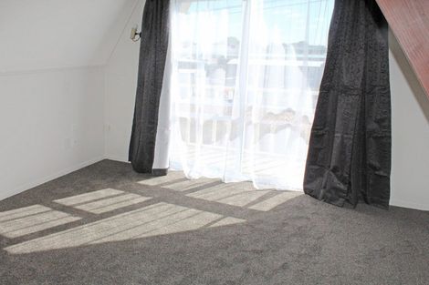 Photo of property in 2 Seaforth Avenue, Milson, Palmerston North, 4414