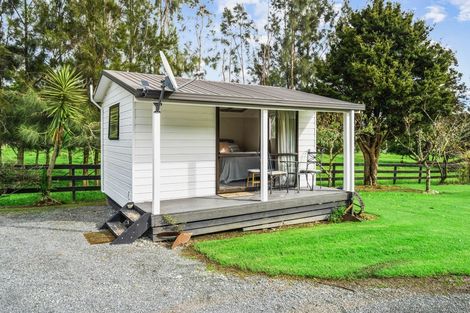 Photo of property in 327 Tangihua Road, Maungakaramea, Whangarei, 0178