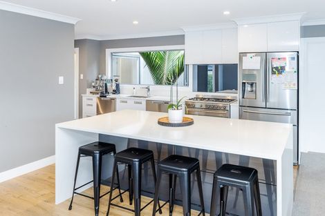 Photo of property in 54 Chedworth Avenue, Chedworth, Hamilton, 3210