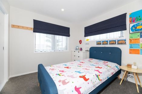 Photo of property in 57a Hepburn Road, Glendene, Auckland, 0602