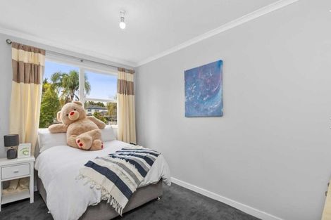 Photo of property in 38 Normanton Street, Glenfield, Auckland, 0629