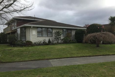 Photo of property in 1/4 Sayers Crescent, Ilam, Christchurch, 8041
