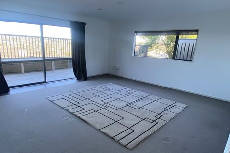 Photo of property in 94 Carlisle Road, Browns Bay, Auckland, 0632