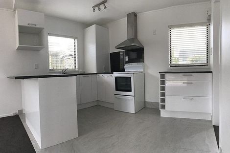 Photo of property in 1/19 Tree View Avenue, Glenfield, Auckland, 0629