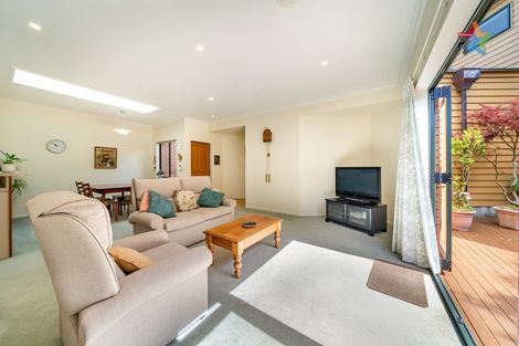 Photo of property in 50 Futuna Close, Karori, Wellington, 6012