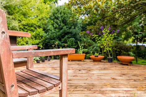 Photo of property in 60 Sylvan Crescent, Te Atatu South, Auckland, 0610