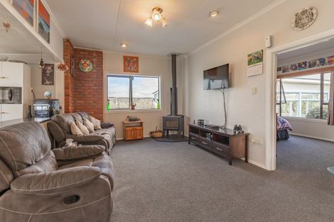 Photo of property in 347 Waimate Highway, Saint Andrews, Timaru, 7971