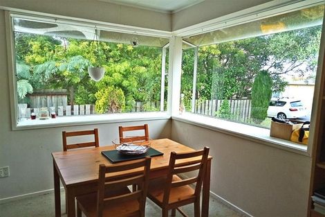 Photo of property in 29 Cockayne Crescent, Sunnynook, Auckland, 0620