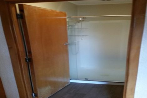 Photo of property in 1 Aotearoa Terrace, Murrays Bay, Auckland, 0630