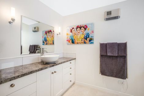 Photo of property in 67 Tarahunga Road, Levin, 5571