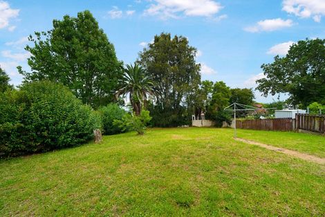 Photo of property in 41 Royal Road, Massey, Auckland, 0614