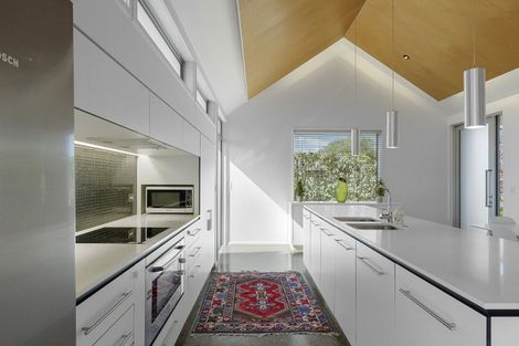 Photo of property in 65 Hawkesbury Avenue, St Albans, Christchurch, 8014