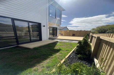 Photo of property in 166a Ransom Smyth Drive, Goodwood Heights, Auckland, 2105