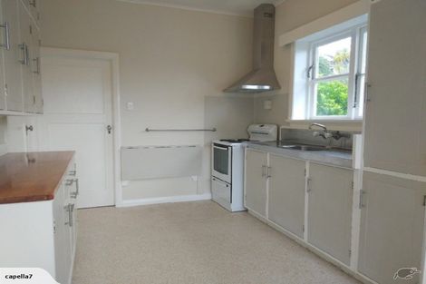 Photo of property in 21 Sydenham Street, Northland, Wellington, 6012