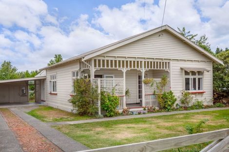 Photo of property in 107 Pembroke Street, Carterton, 5713