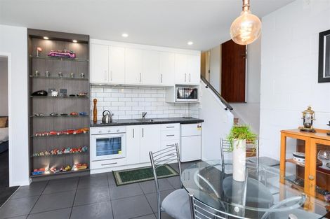 Photo of property in 20 Grey Street, Marton, 4710