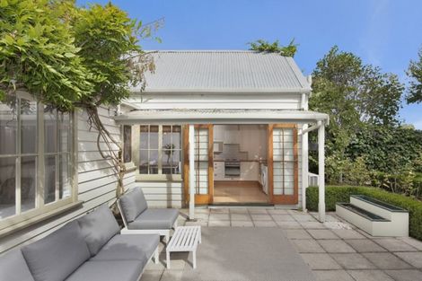 Photo of property in 137 Springfield Road, St Albans, Christchurch, 8014