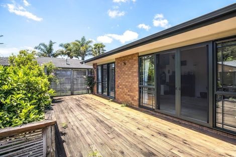 Photo of property in 15 Syracuse Place, Albany, Auckland, 0632