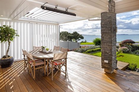 Photo of property in 172 Mellons Bay Road, Mellons Bay, Auckland, 2014