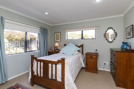 Photo of property in 75 Lyndhurst Street, Takaro, Palmerston North, 4412