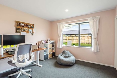 Photo of property in 119 Shillingford Boulevard, Rolleston, 7615