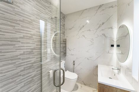 Photo of property in 33 Farranfore Road, Opaheke, Papakura, 2113