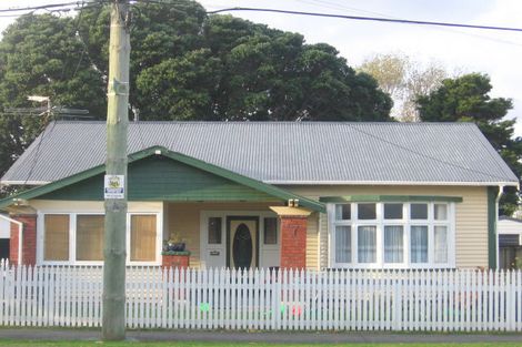 Photo of property in 43 Te Mome Road, Alicetown, Lower Hutt, 5010