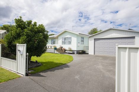 Photo of property in 8a Loisel Street, Riverdale, Gisborne, 4010