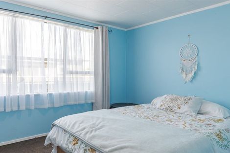 Photo of property in 95 Queen Street, Westport, 7825